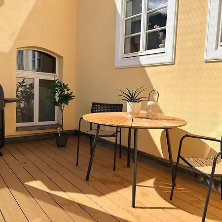 & Viktoria Loft Mit Parkplaetzen Apartman *